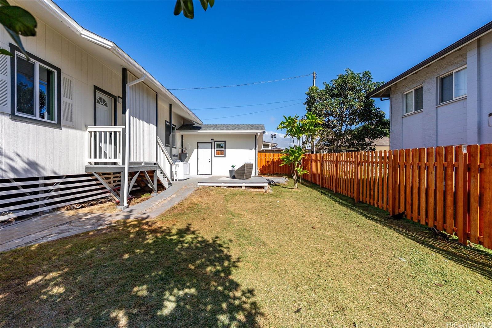 1305  Manua Street Wahiawa Area, Central home - photo 21 of 25