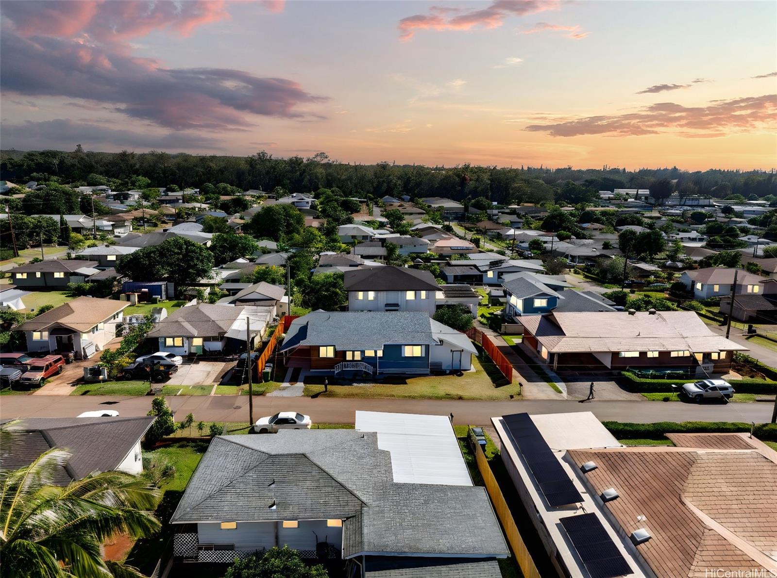 1305  Manua Street Wahiawa Area, Central home - photo 24 of 25
