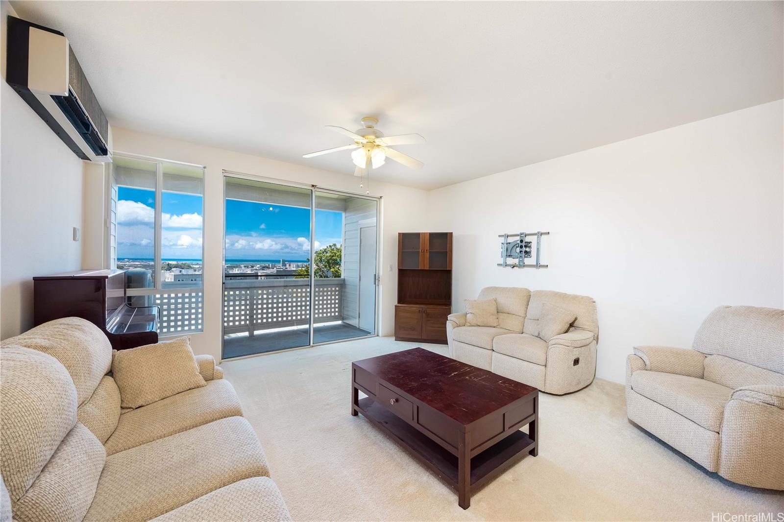1305 Moanalualani Place townhouse # 25C, Honolulu, Hawaii - photo 2 of 21