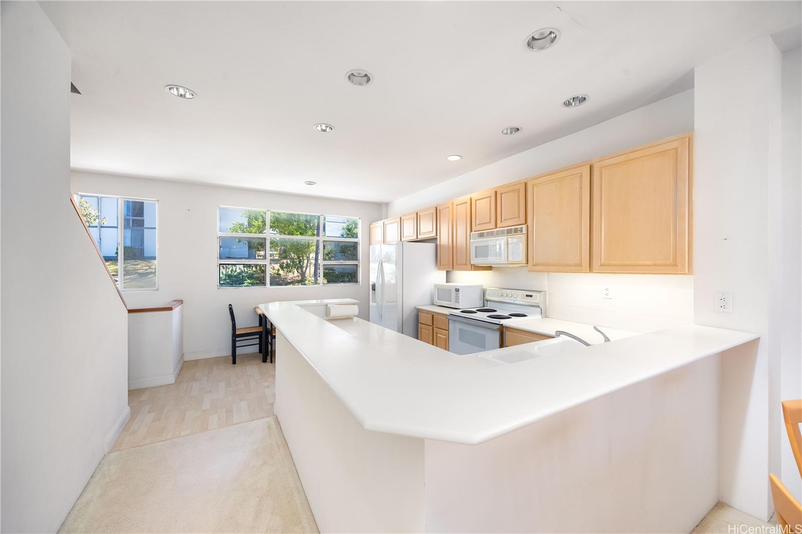 1305 Moanalualani Place townhouse # 25C, Honolulu, Hawaii - photo 7 of 24
