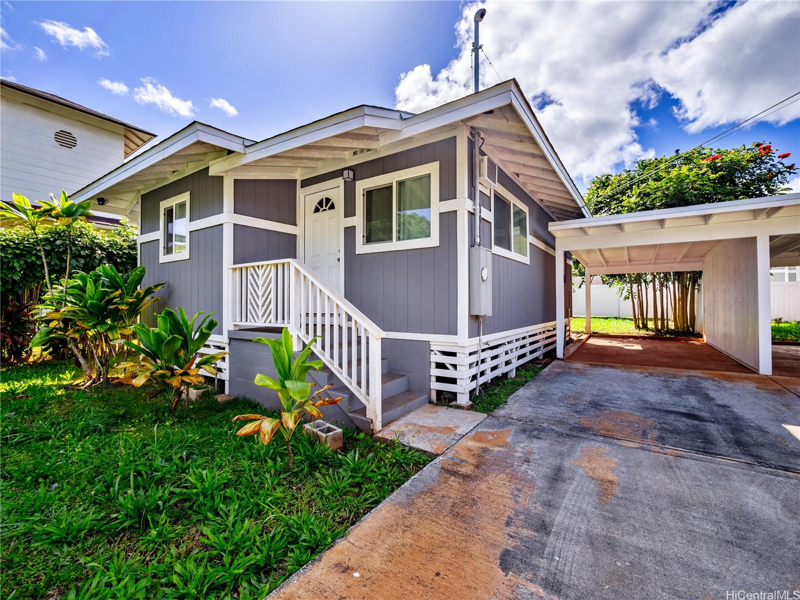 1307  California Ave Wahiawa Area, Central home - photo 2 of 13