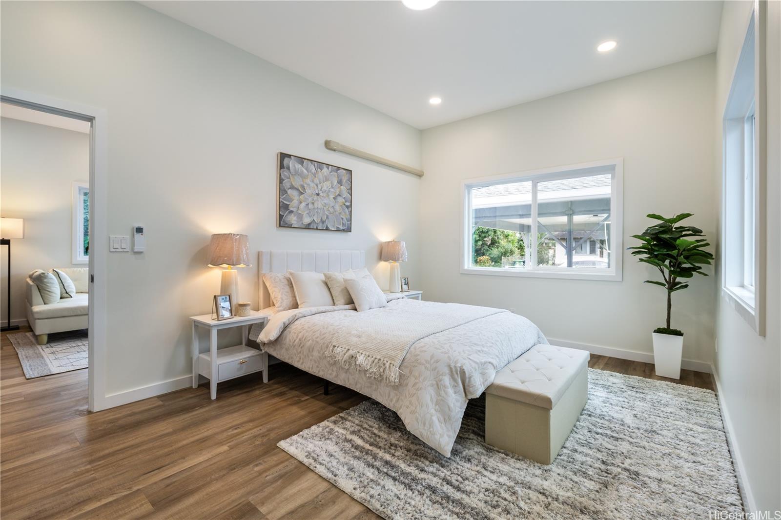 1307  Farrington Street Moiliili, Honolulu home - photo 7 of 25