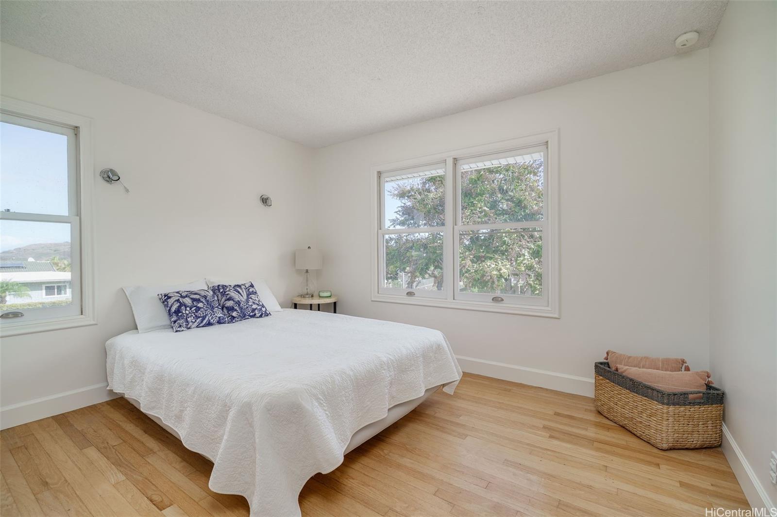 1307  Noninui Place Keolu Hills, Kailua home - photo 16 of 25