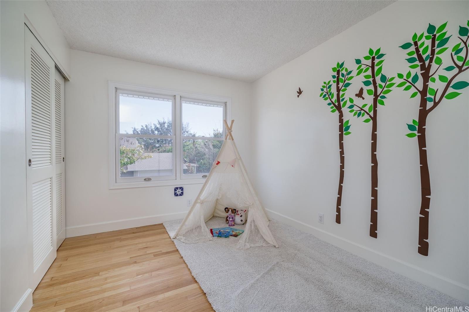 1307  Noninui Place Keolu Hills, Kailua home - photo 19 of 25