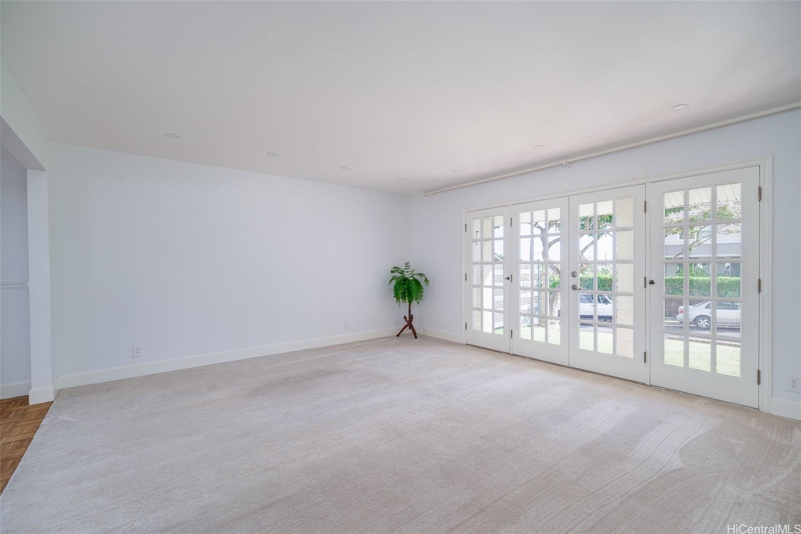 1307  Noninui Place Keolu Hills, Kailua home - photo 6 of 25