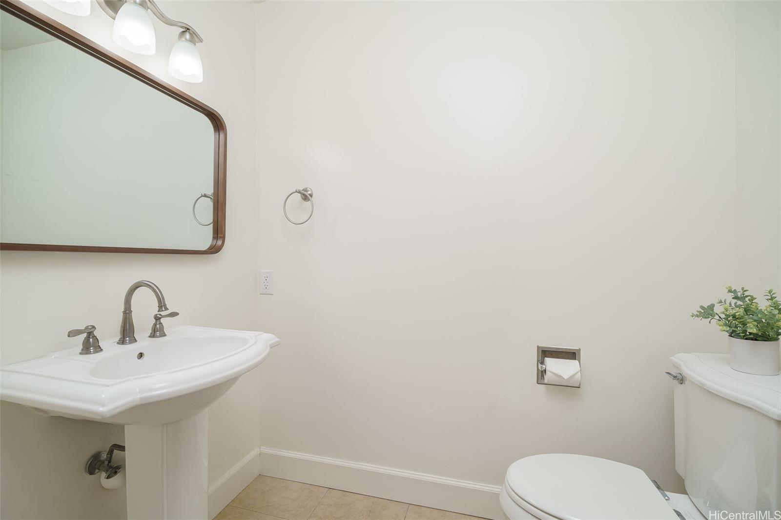 1307  Noninui Place Keolu Hills, Kailua home - photo 9 of 25