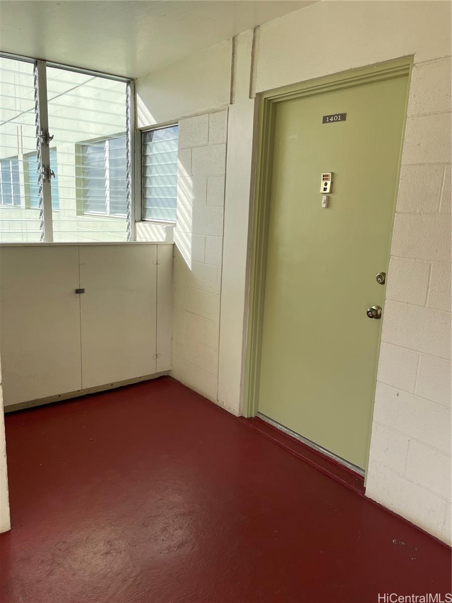 1309 Wilder Ave Honolulu - Rental - photo 18 of 21