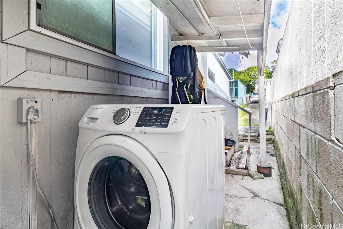 1309 A  Konia Street Kamehameha Heights, Honolulu home - photo 23 of 25