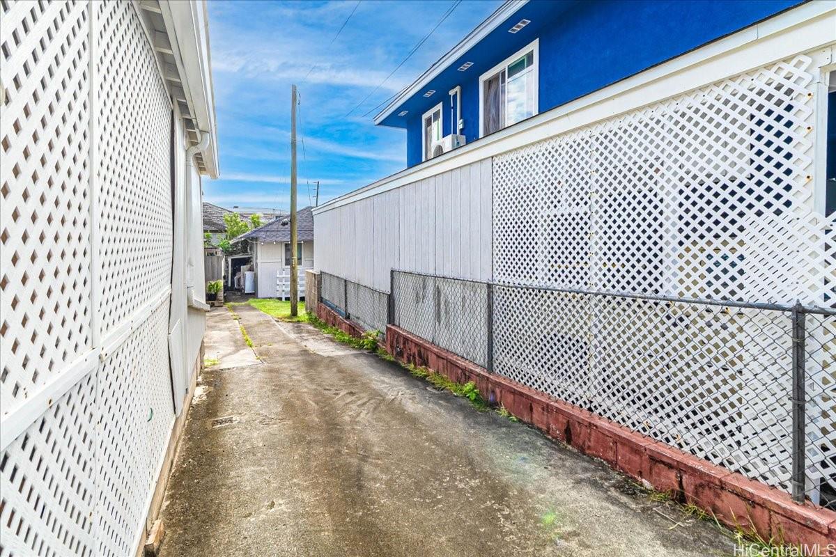 1309 A  Konia Street Kamehameha Heights, Honolulu home - photo 25 of 25