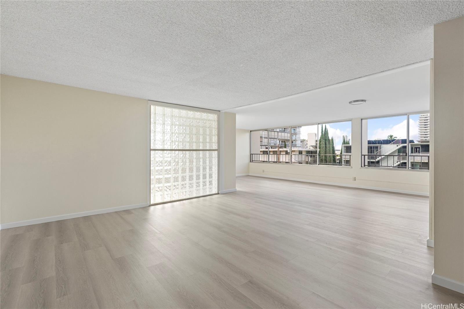 Makiki Royal condo # 301, Honolulu, Hawaii - photo 2 of 17