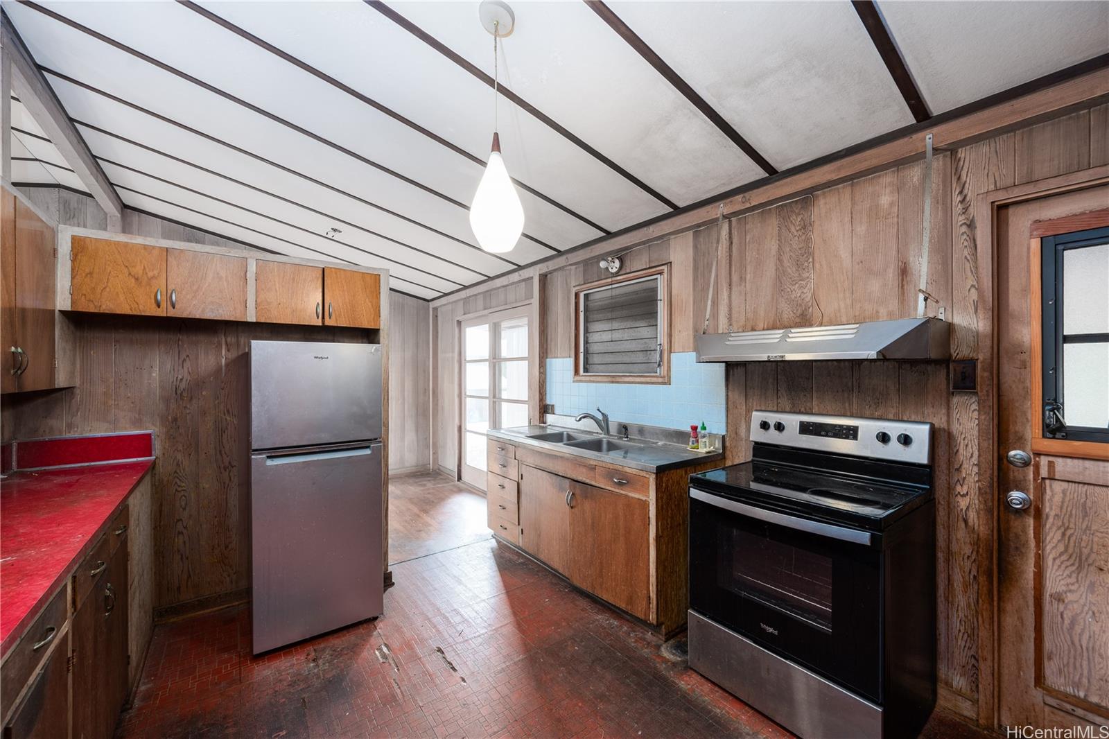 1310  Hoowali St Pearl City-upper, PearlCity home - photo 12 of 14