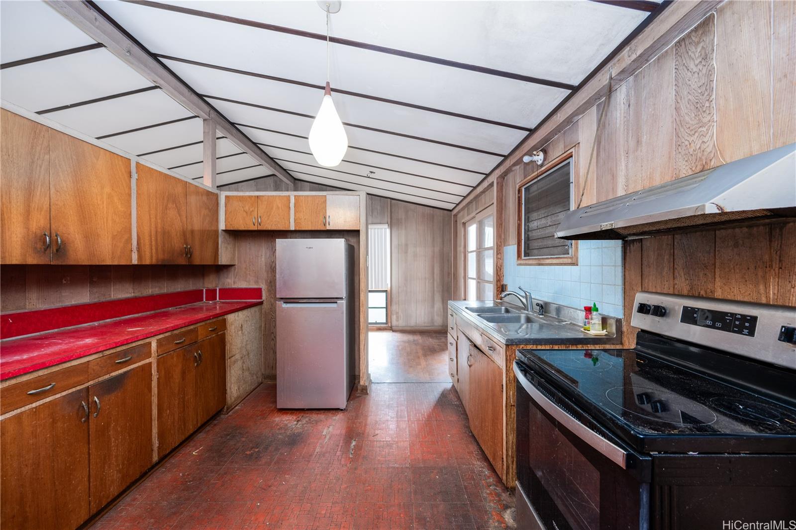 1310  Hoowali Street Pearl City-upper, PearlCity home - photo 8 of 11