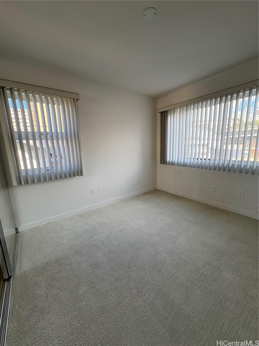 1310 Pensacola St Honolulu - Rental - photo 7 of 9