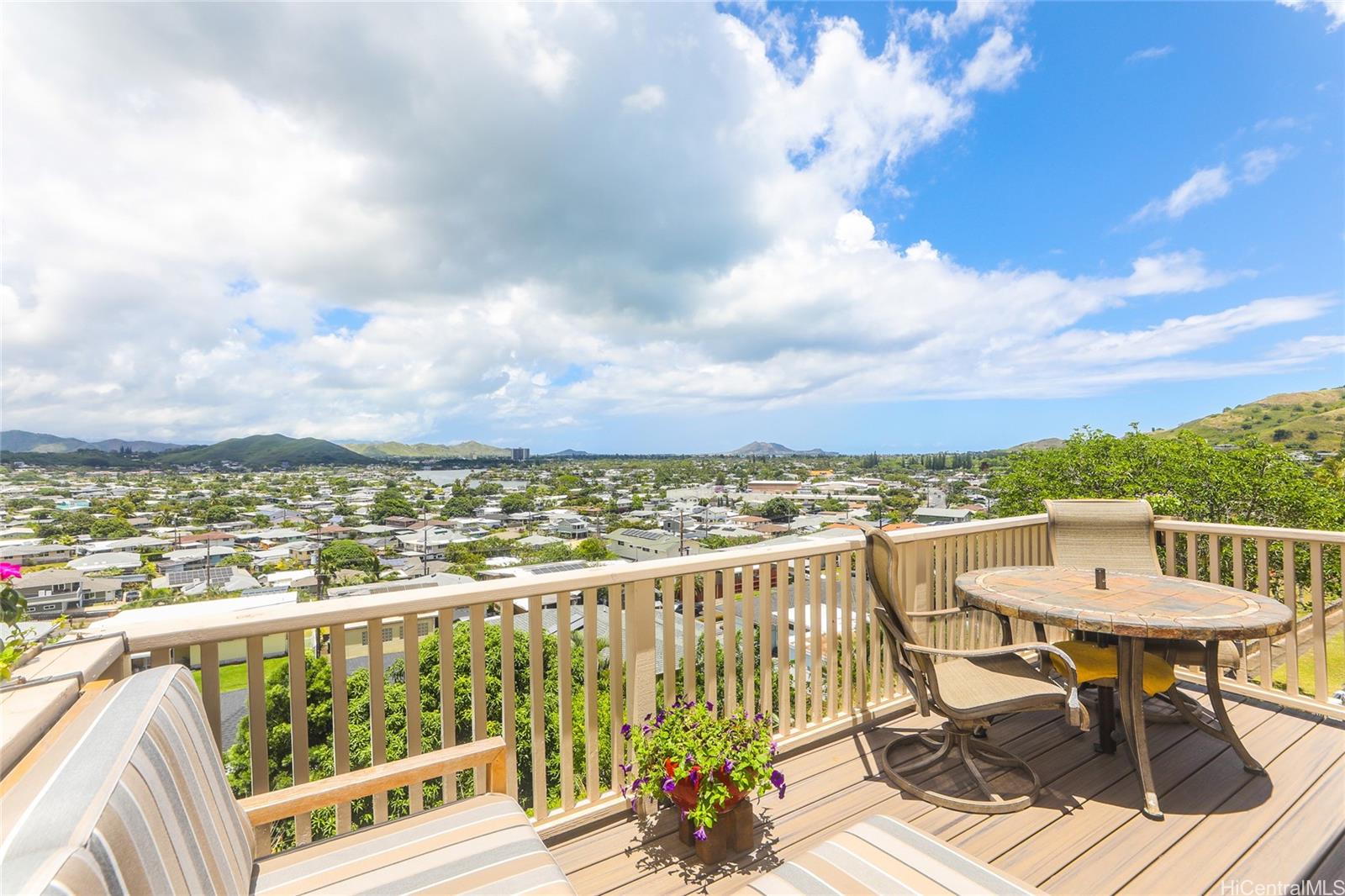 1312  Aupapaohe Street Hillcrest, Kailua home - photo 6 of 25