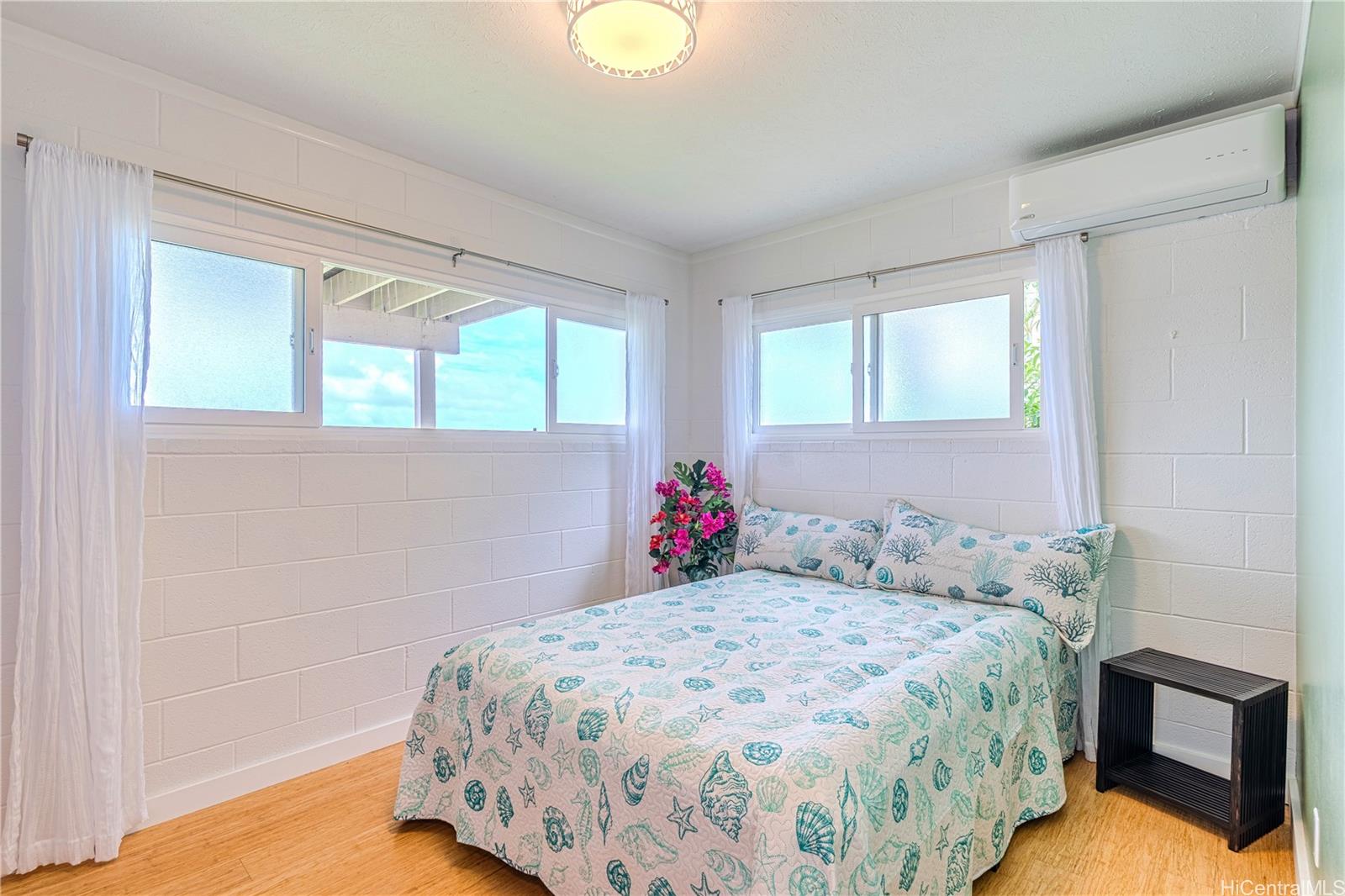 1312  Aupapaohe Street Hillcrest, Kailua home - photo 5 of 25