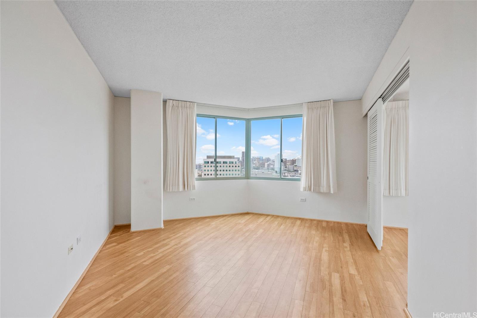 One Kalakaua Senior Living condo # 1212, Honolulu, Hawaii - photo 9 of 21