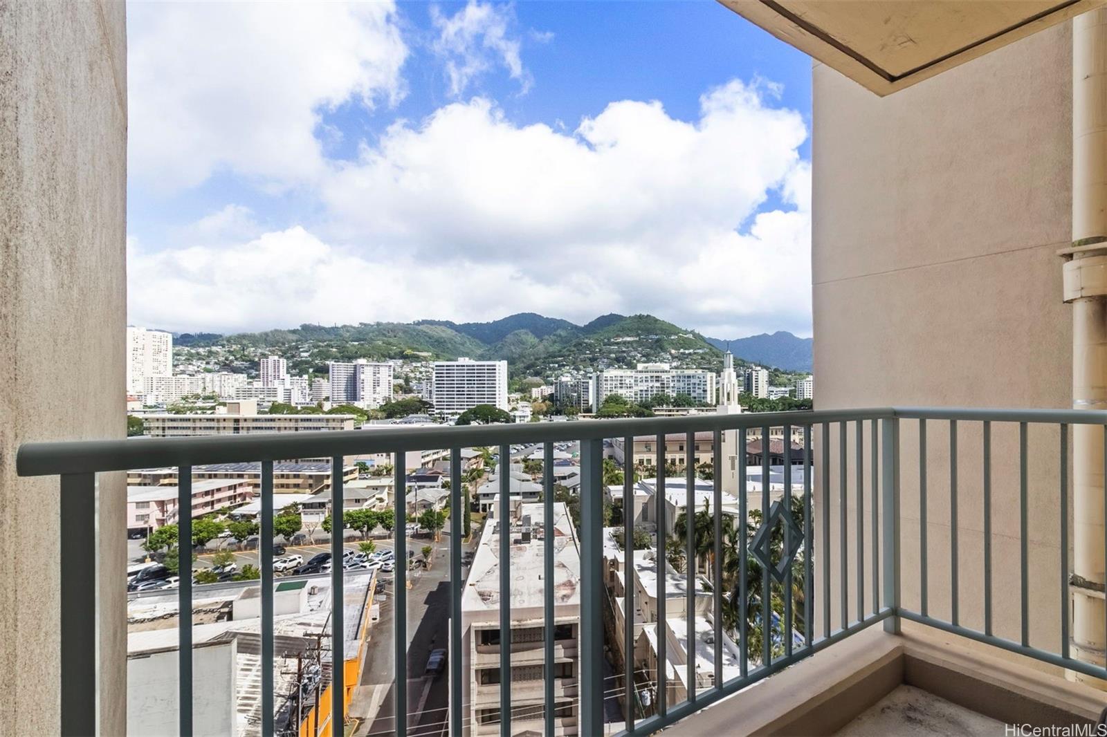 One Kalakaua Senior Living condo # 1214, Honolulu, Hawaii - photo 2 of 11