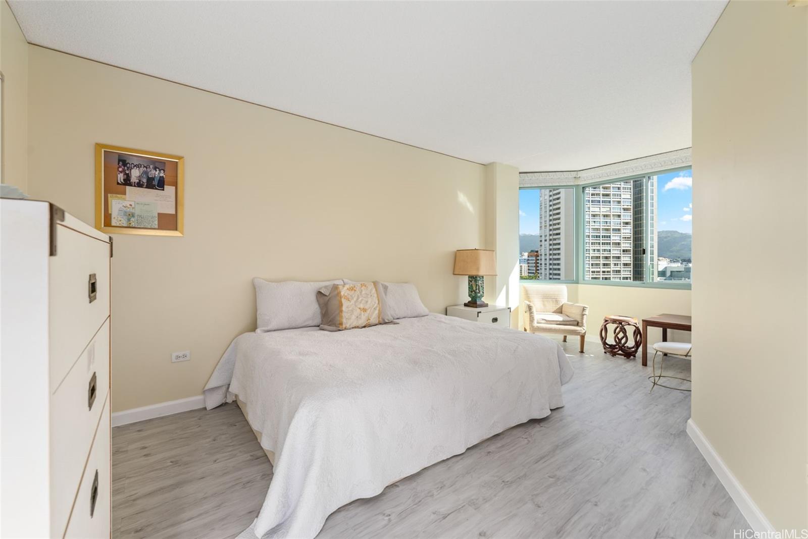 One Kalakaua Senior Living condo # 1407, Honolulu, Hawaii - photo 10 of 25