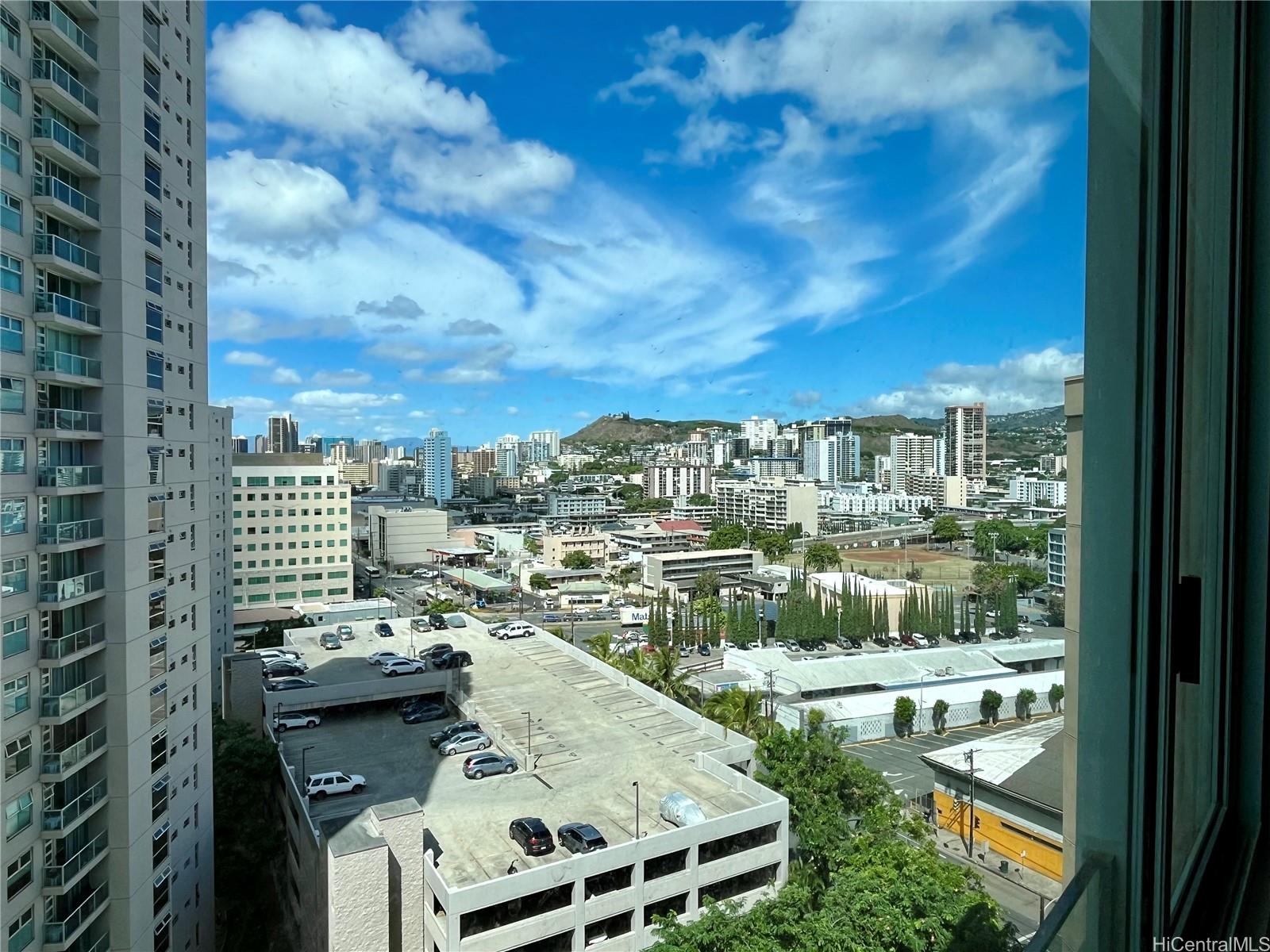 1314 Kalakaua Ave Honolulu - Rental - photo 13 of 18