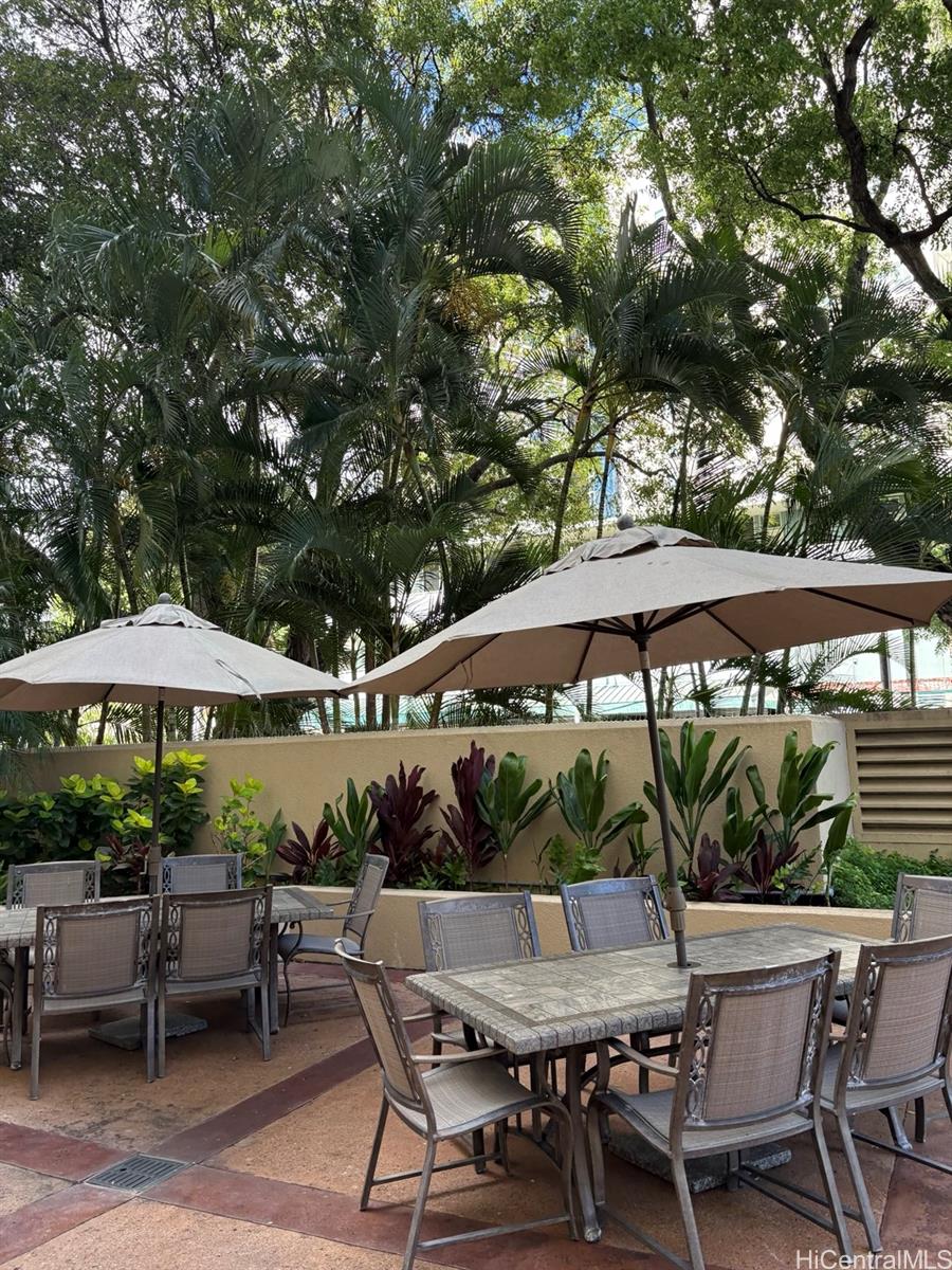 One Kalakaua Senior Living condo # 304, Honolulu, Hawaii - photo 16 of 20