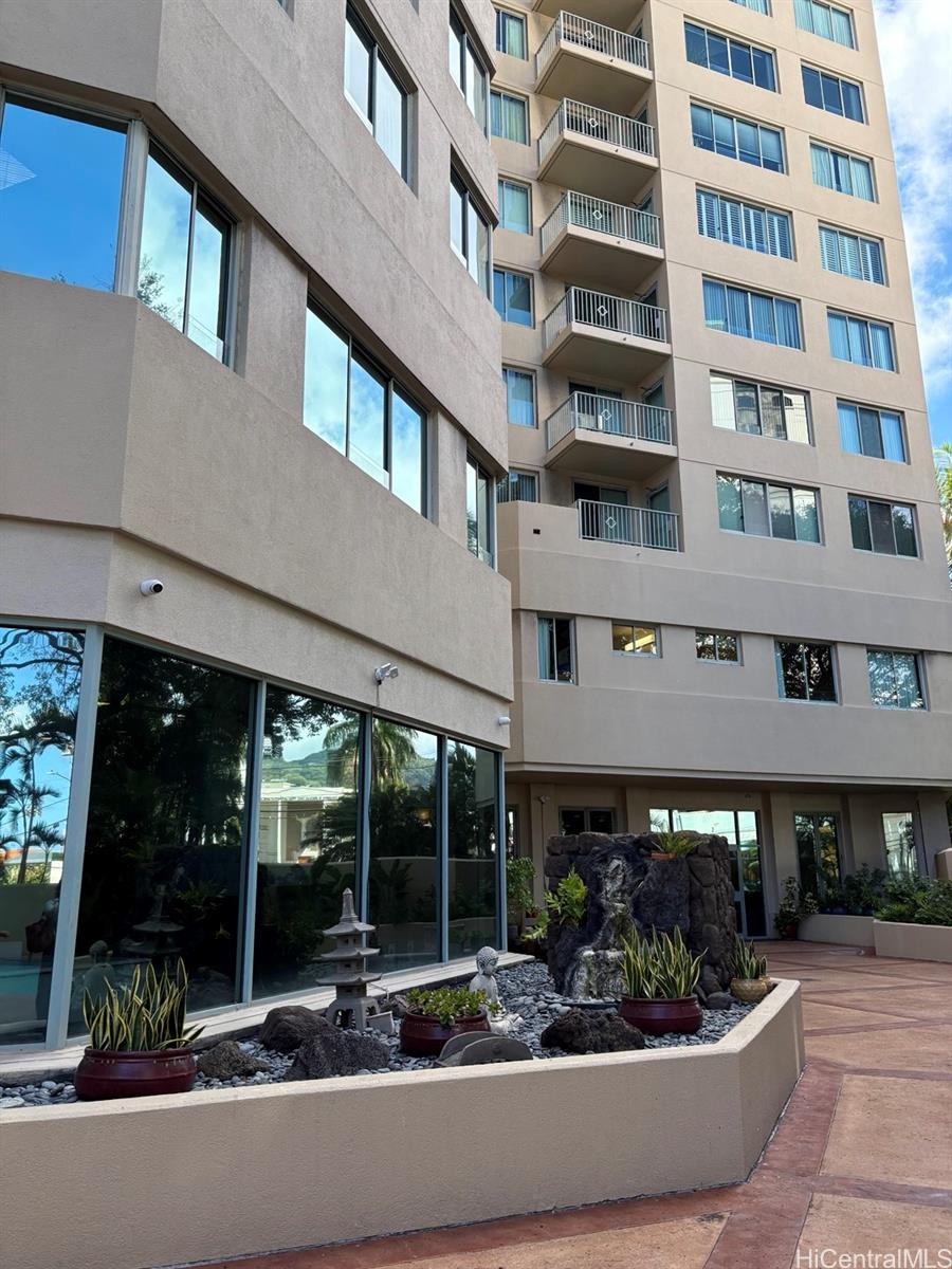 One Kalakaua Senior Living condo # 304, Honolulu, Hawaii - photo 20 of 20