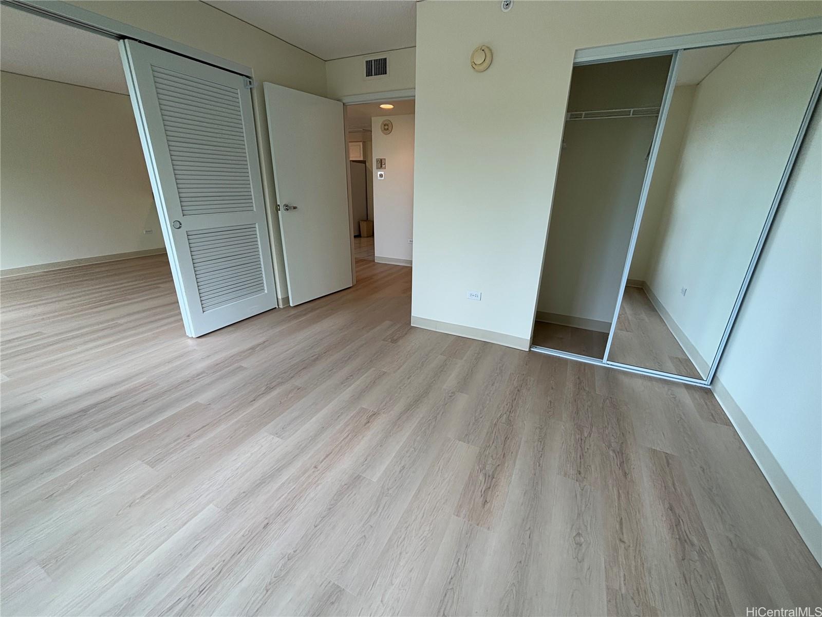 One Kalakaua Senior Living condo # 403, Honolulu, Hawaii - photo 6 of 14