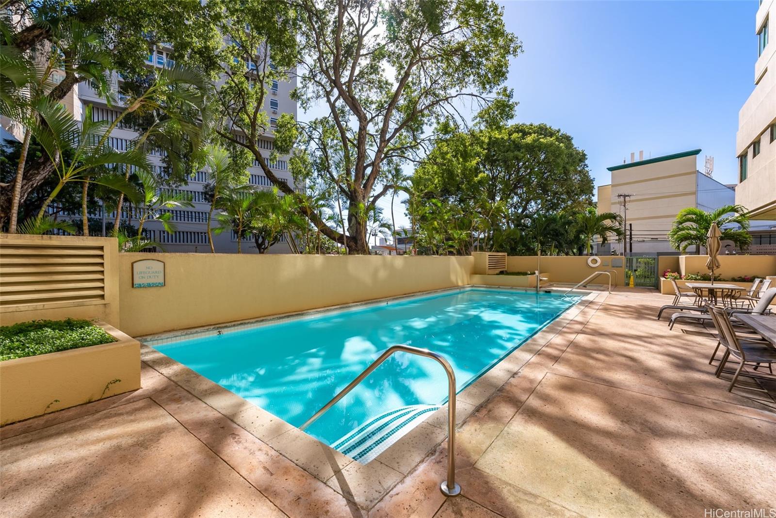 One Kalakaua Senior Living condo # 404, Honolulu, Hawaii - photo 23 of 25