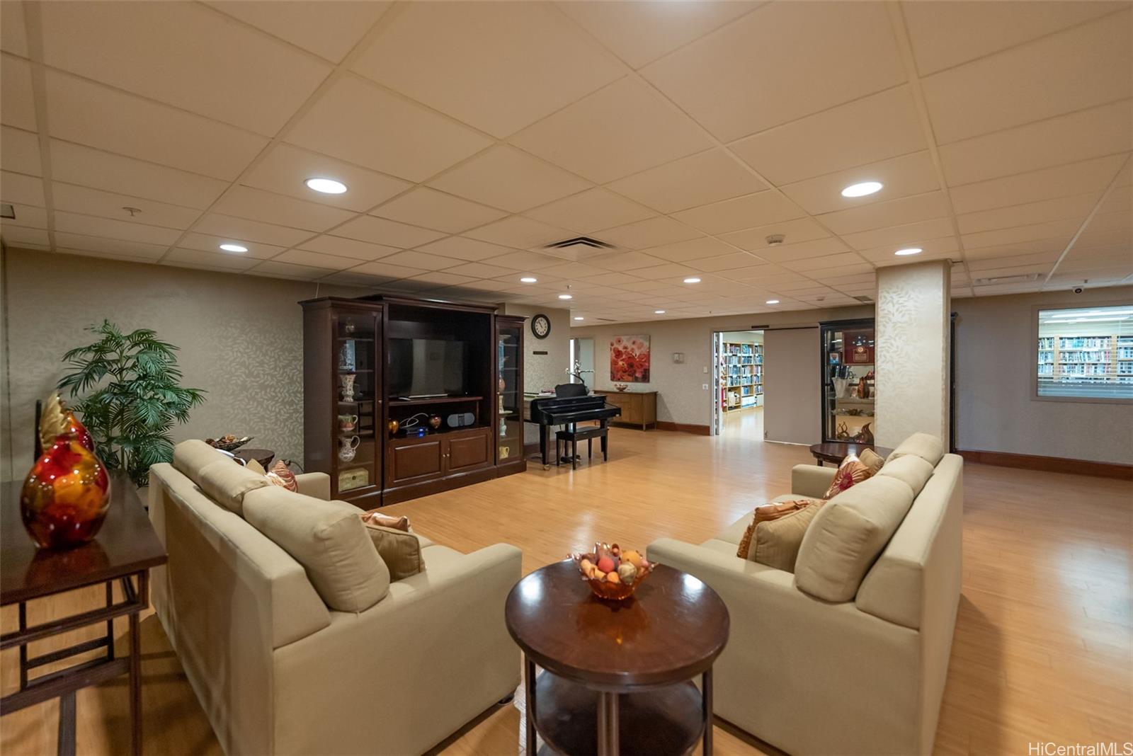 One Kalakaua Senior Living condo # 406, Honolulu, Hawaii - photo 22 of 25