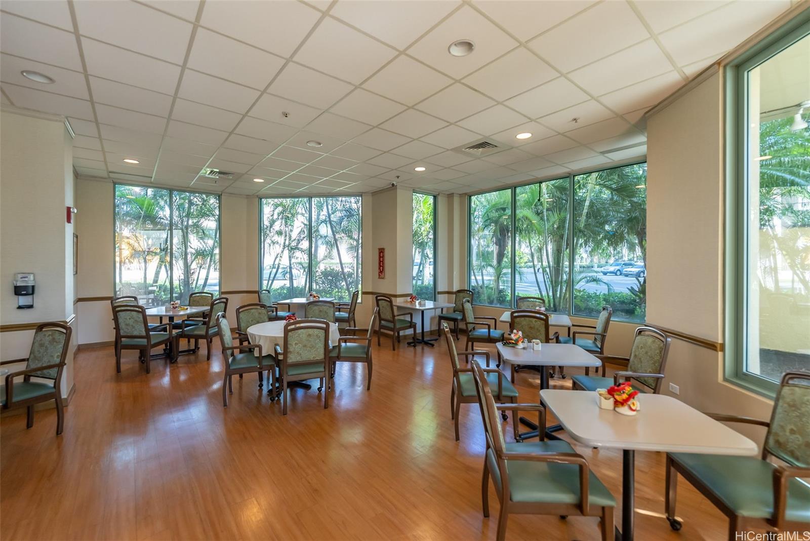 One Kalakaua Senior Living condo # 406, Honolulu, Hawaii - photo 24 of 25