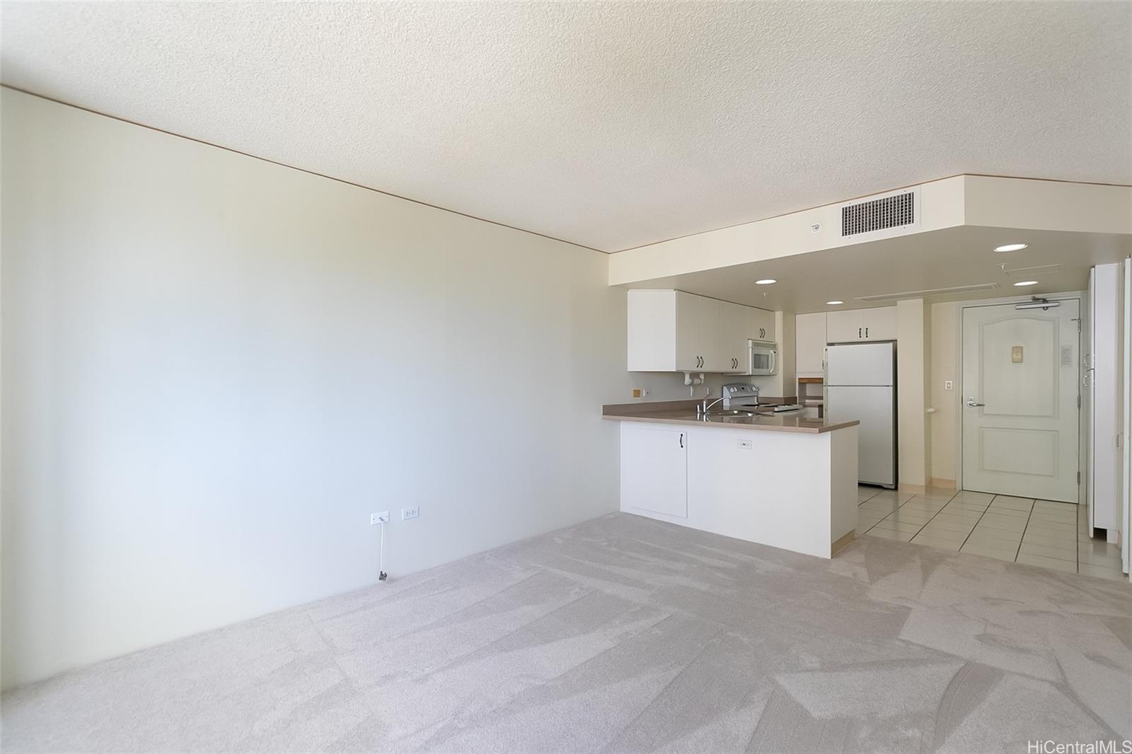 One Kalakaua Senior Living condo # 506, Honolulu, Hawaii - photo 2 of 17