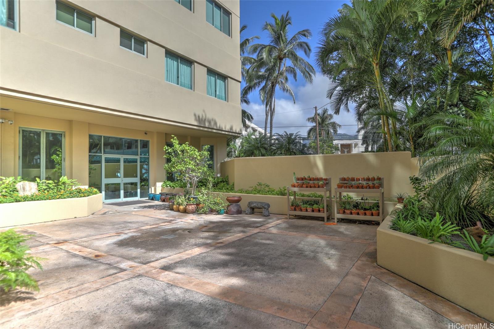 One Kalakaua Senior Living condo # 506, Honolulu, Hawaii - photo 16 of 17