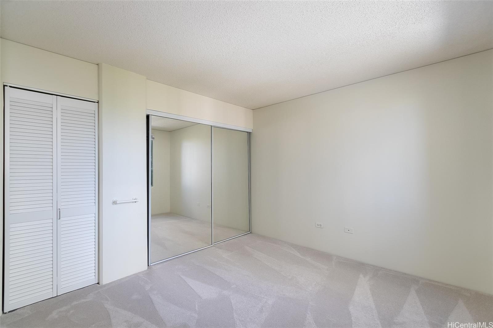 One Kalakaua Senior Living condo # 506, Honolulu, Hawaii - photo 6 of 17