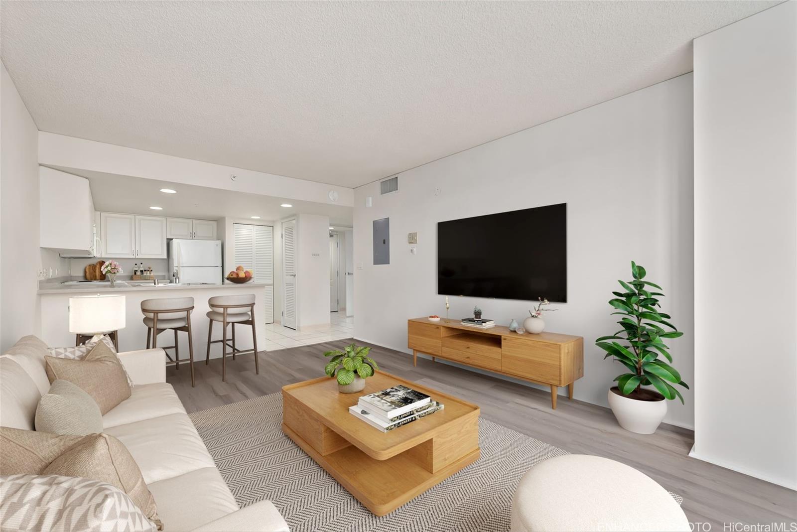 One Kalakaua Senior Living condo # 707, Honolulu, Hawaii - photo 3 of 25