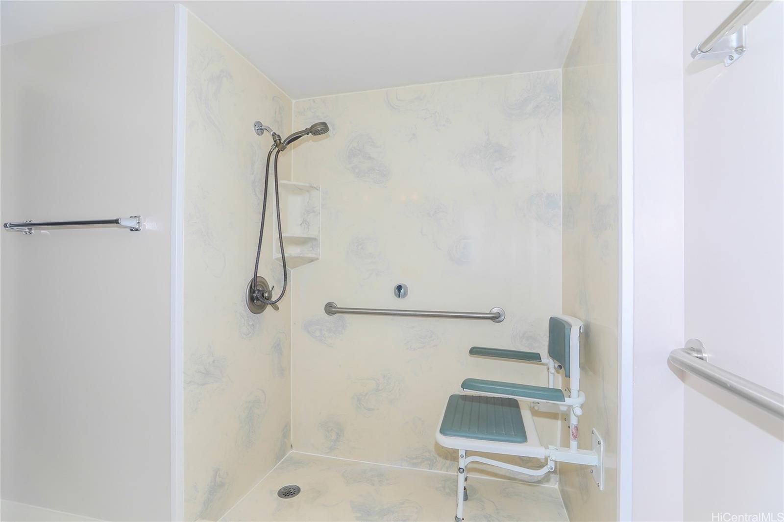 One Kalakaua Senior Living condo # 903, Honolulu, Hawaii - photo 12 of 25