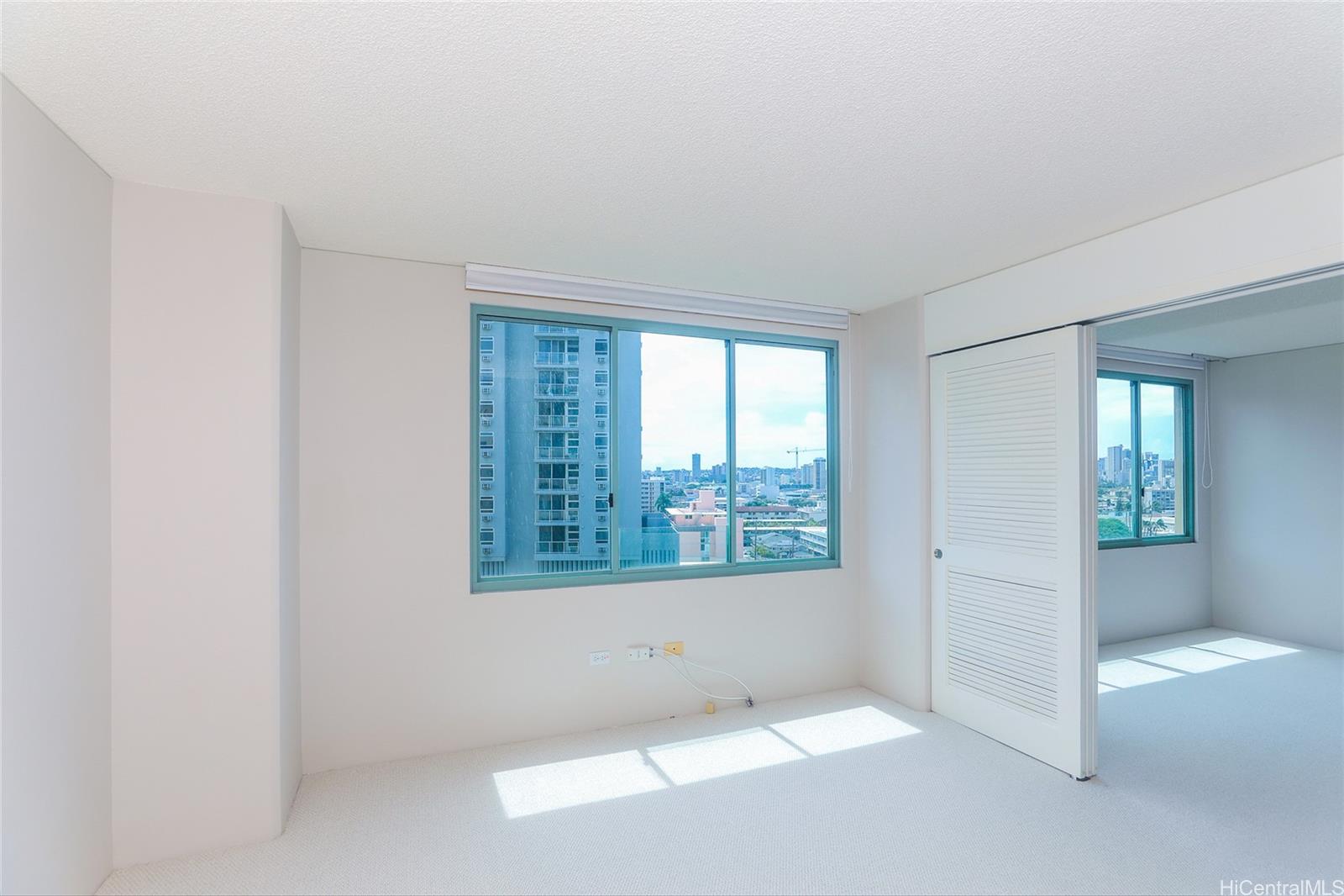 One Kalakaua Senior Living condo # 903, Honolulu, Hawaii - photo 10 of 25