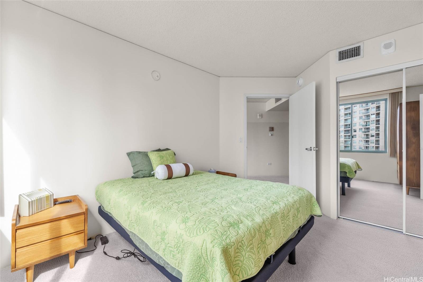 One Kalakaua Senior Living condo # 912, Honolulu, Hawaii - photo 12 of 24