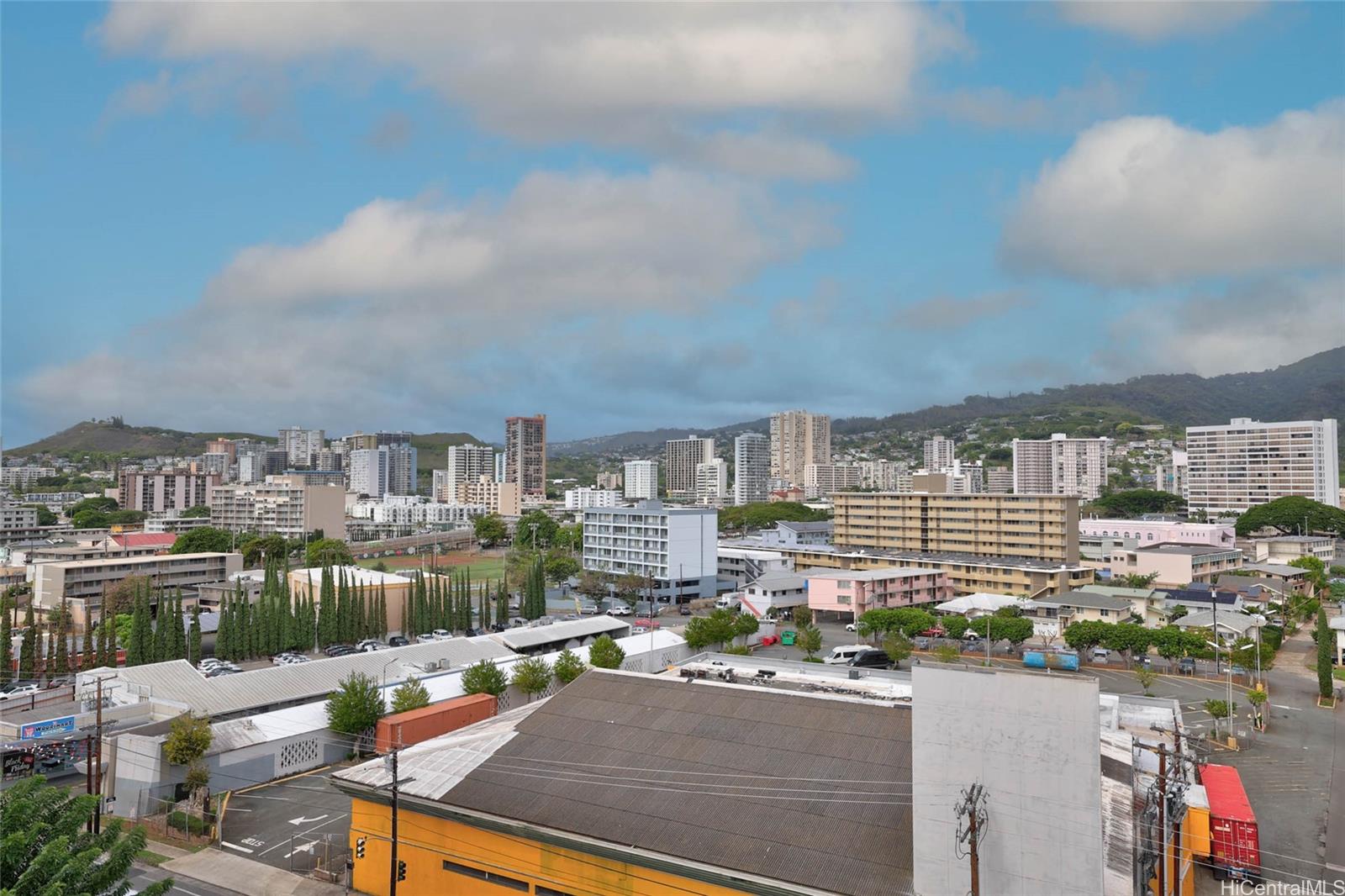 One Kalakaua Senior Living condo # 912, Honolulu, Hawaii - photo 17 of 24
