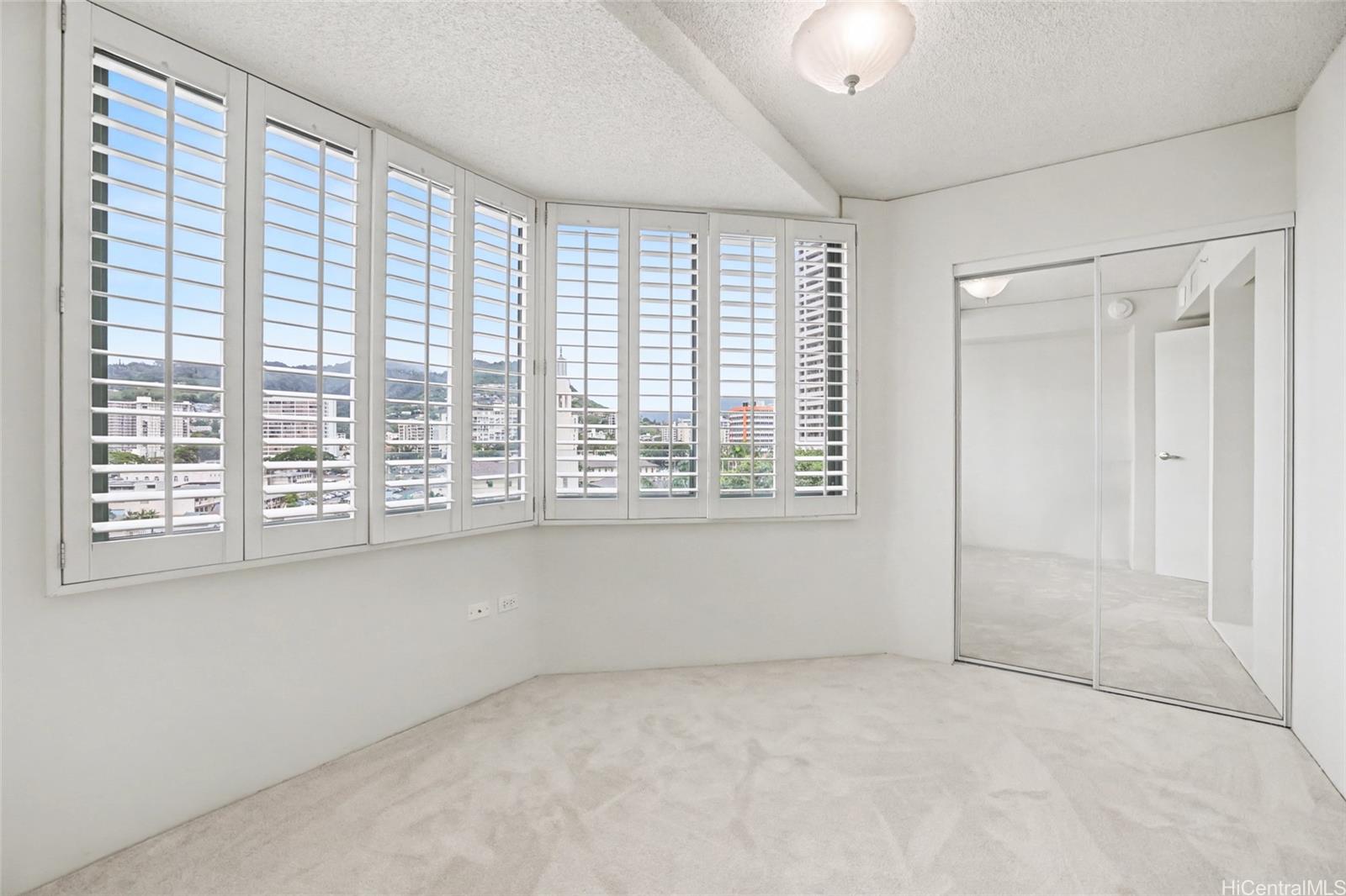 One Kalakaua Senior Living condo # 913, Honolulu, Hawaii - photo 8 of 21