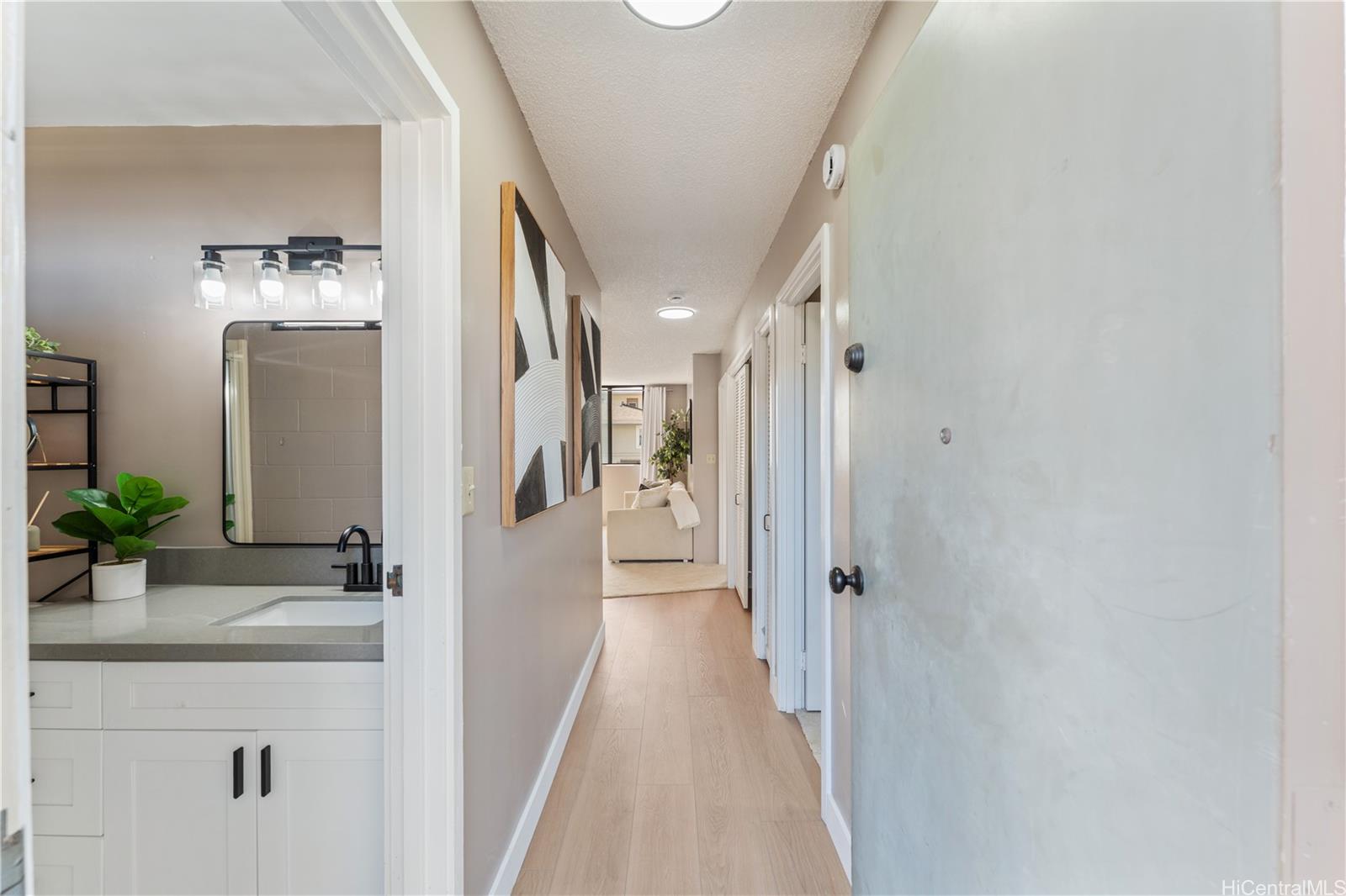 Kinau Regent condo # 202, Honolulu, Hawaii - photo 2 of 19