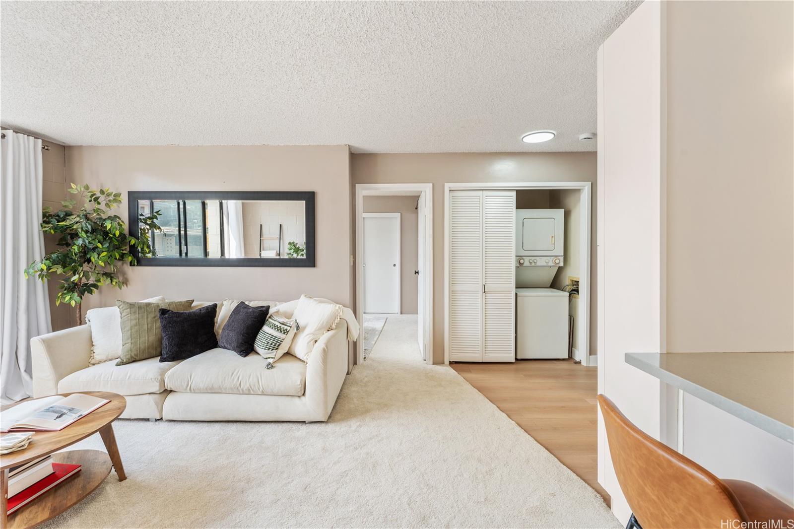 Kinau Regent condo # 202, Honolulu, Hawaii - photo 12 of 19