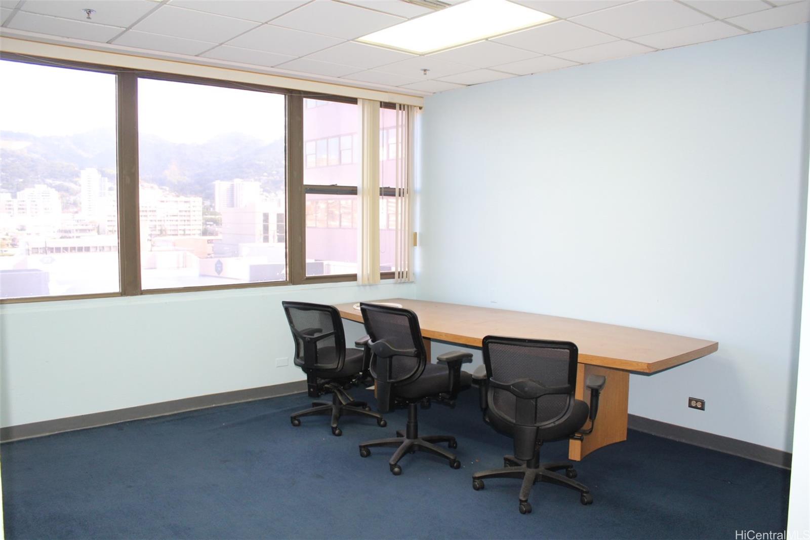 1314 S King St Honolulu - Rental - photo 4 of 7