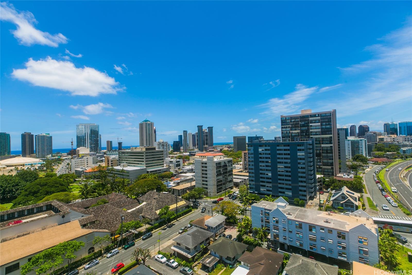 Coronet condo # 1404, Honolulu, Hawaii - photo 2 of 25