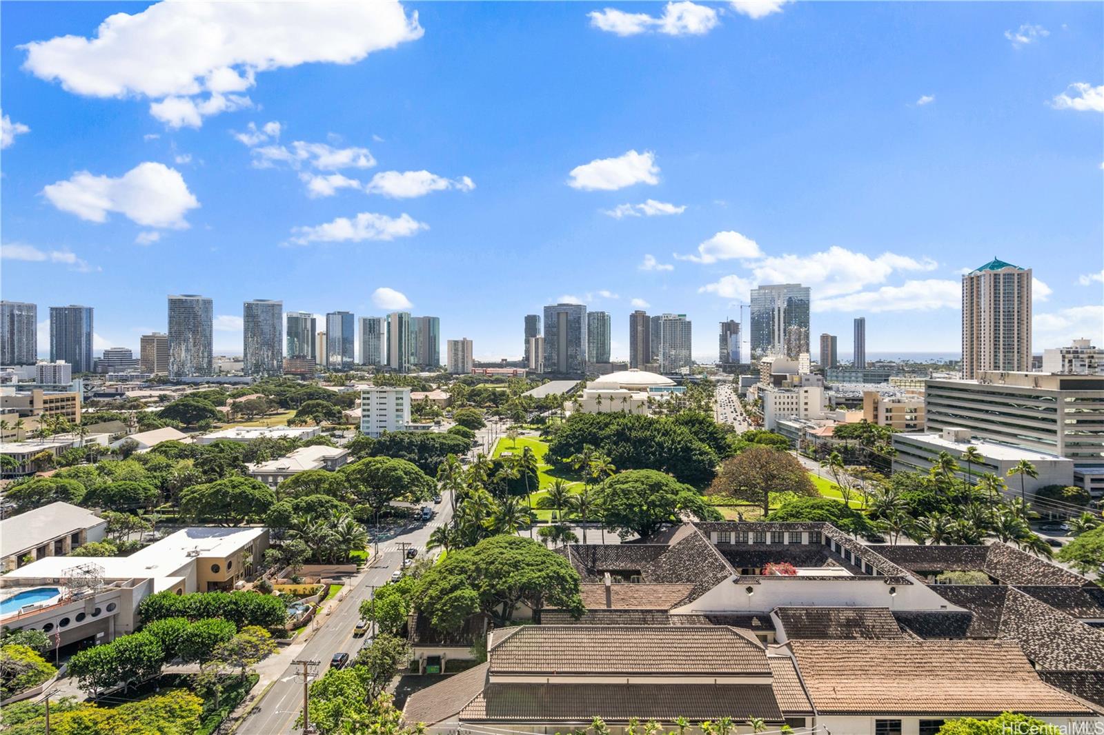 Coronet condo # 1602, Honolulu, Hawaii - photo 4 of 24