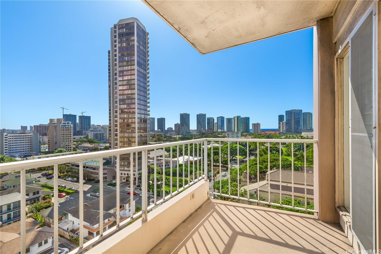 Coronet condo # 902, Honolulu, Hawaii - photo 13 of 18