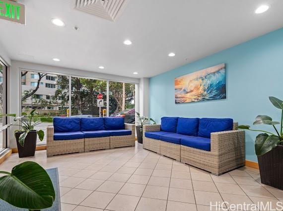 Holomua condo # 1110, Honolulu, Hawaii - photo 23 of 25