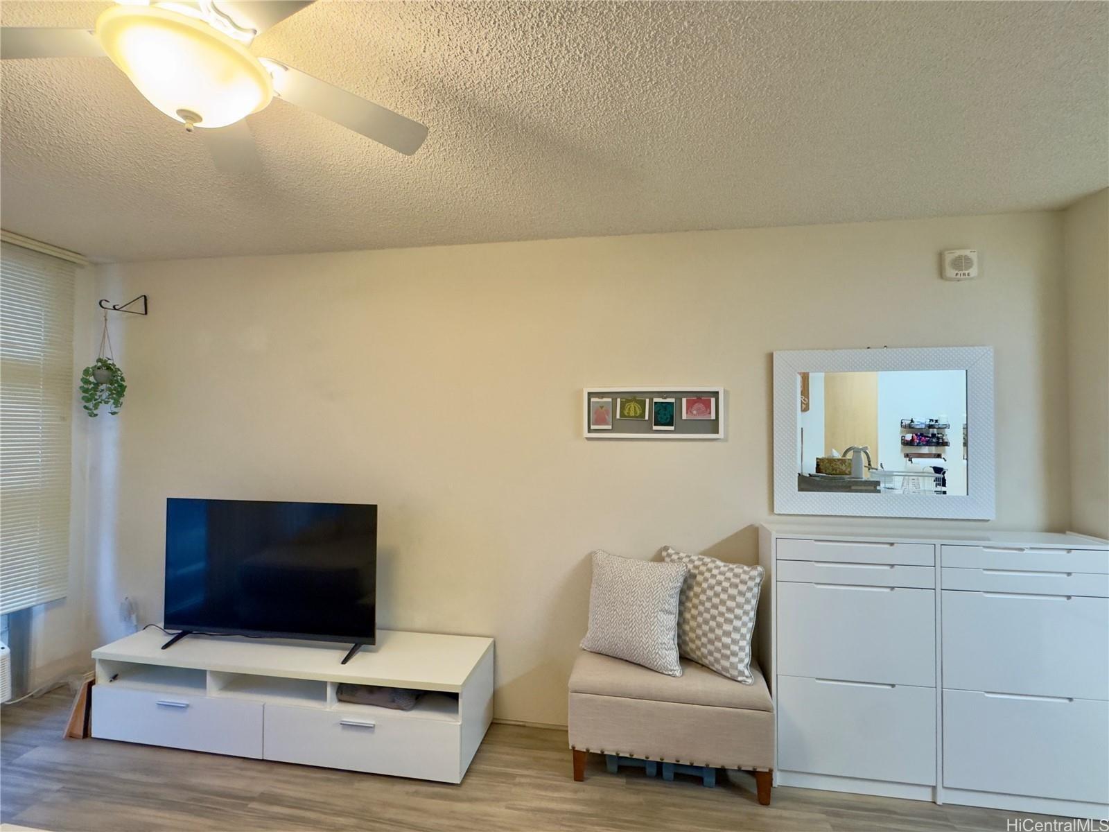 Holomua condo # 1110, Honolulu, Hawaii - photo 11 of 21