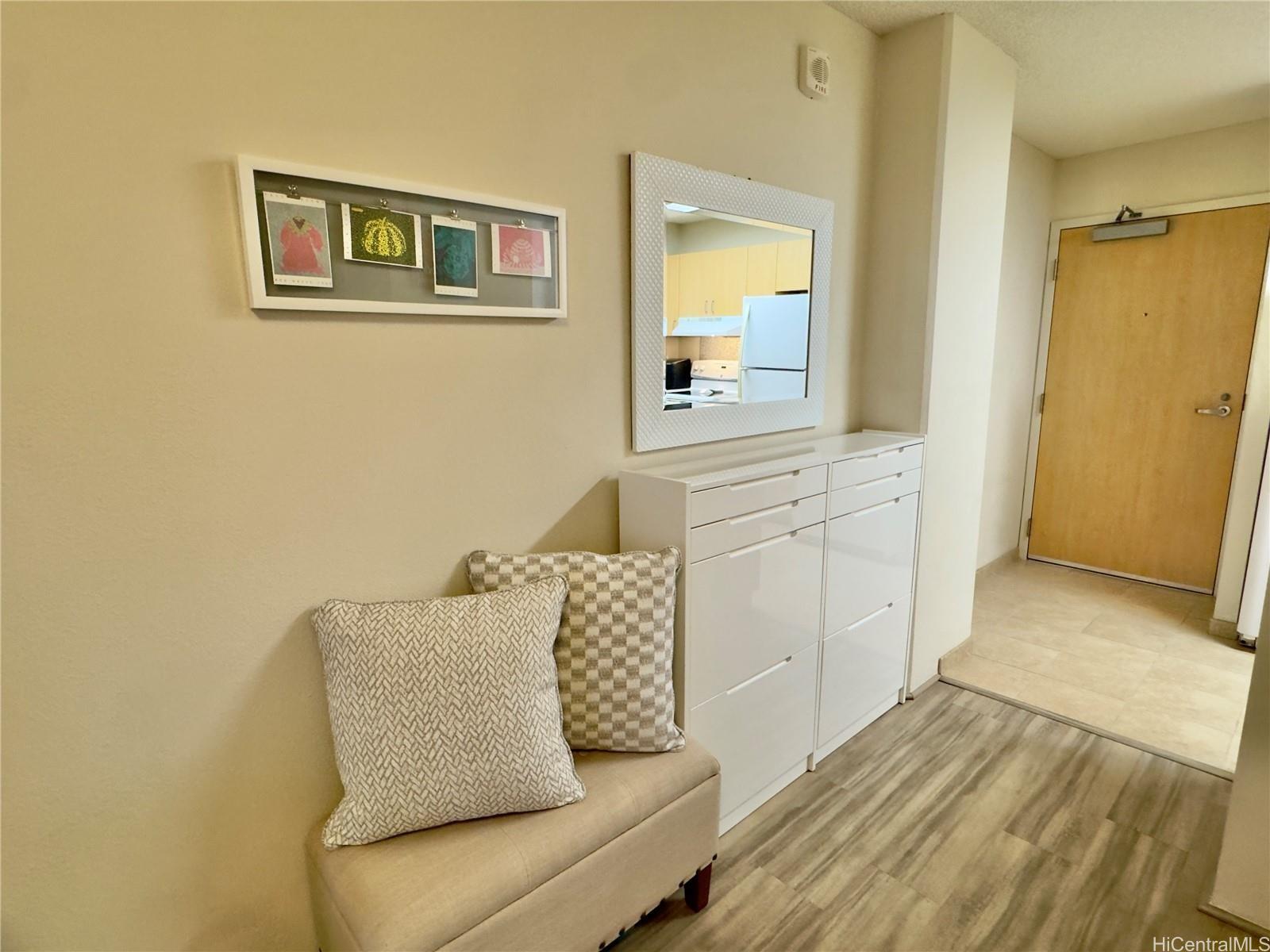 Holomua condo # 1110, Honolulu, Hawaii - photo 15 of 21