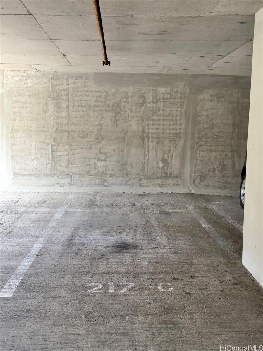 Holomua condo # 1110, Honolulu, Hawaii - photo 16 of 21