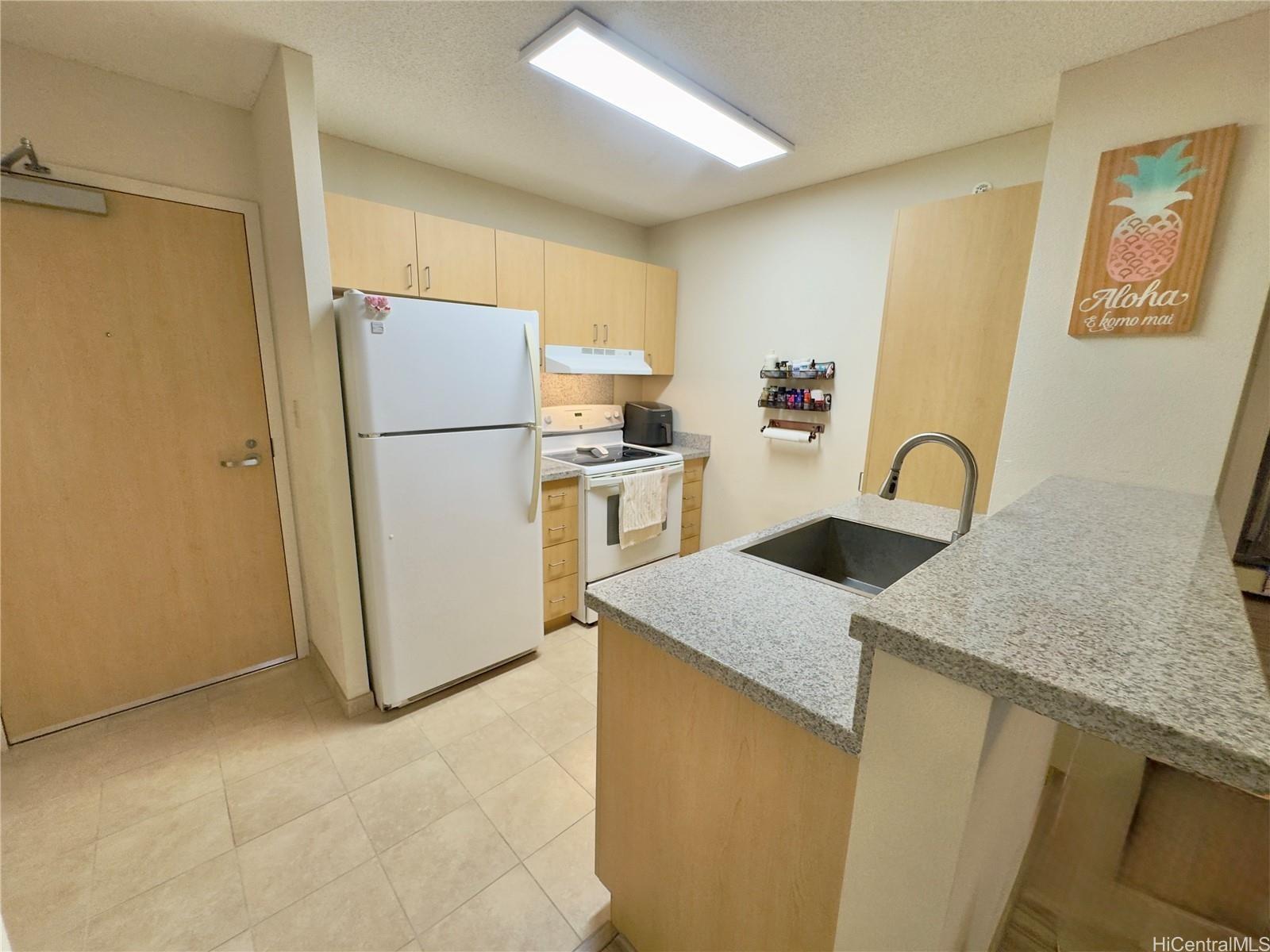 Holomua condo # 1110, Honolulu, Hawaii - photo 8 of 21