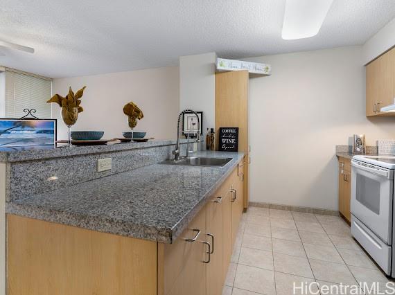 Holomua condo # 1407, Honolulu, Hawaii - photo 14 of 25